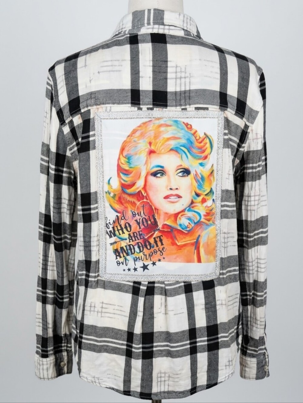Como Vintage Graphic Plaid Button-Up Shirt with Dolly, RUNS SMALL, Size Large